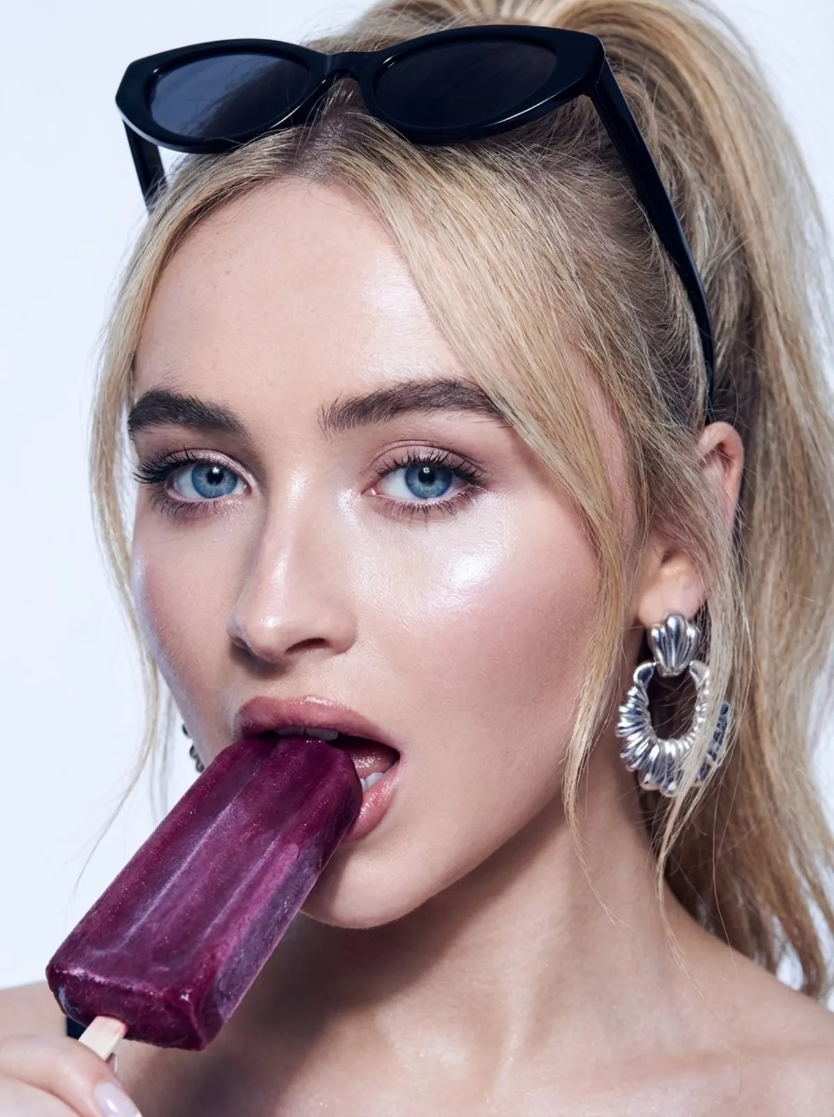 High-Fashion Beauty Portrait with Popsicle: A Modern Take